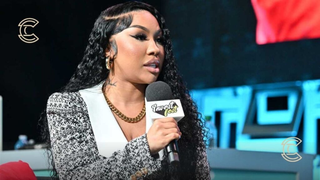 Ari Fletcher frequently appears