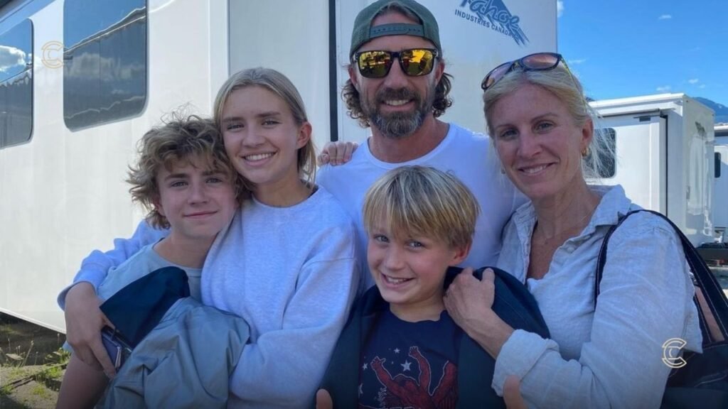 Walker Scobell With His Parents And Siblings